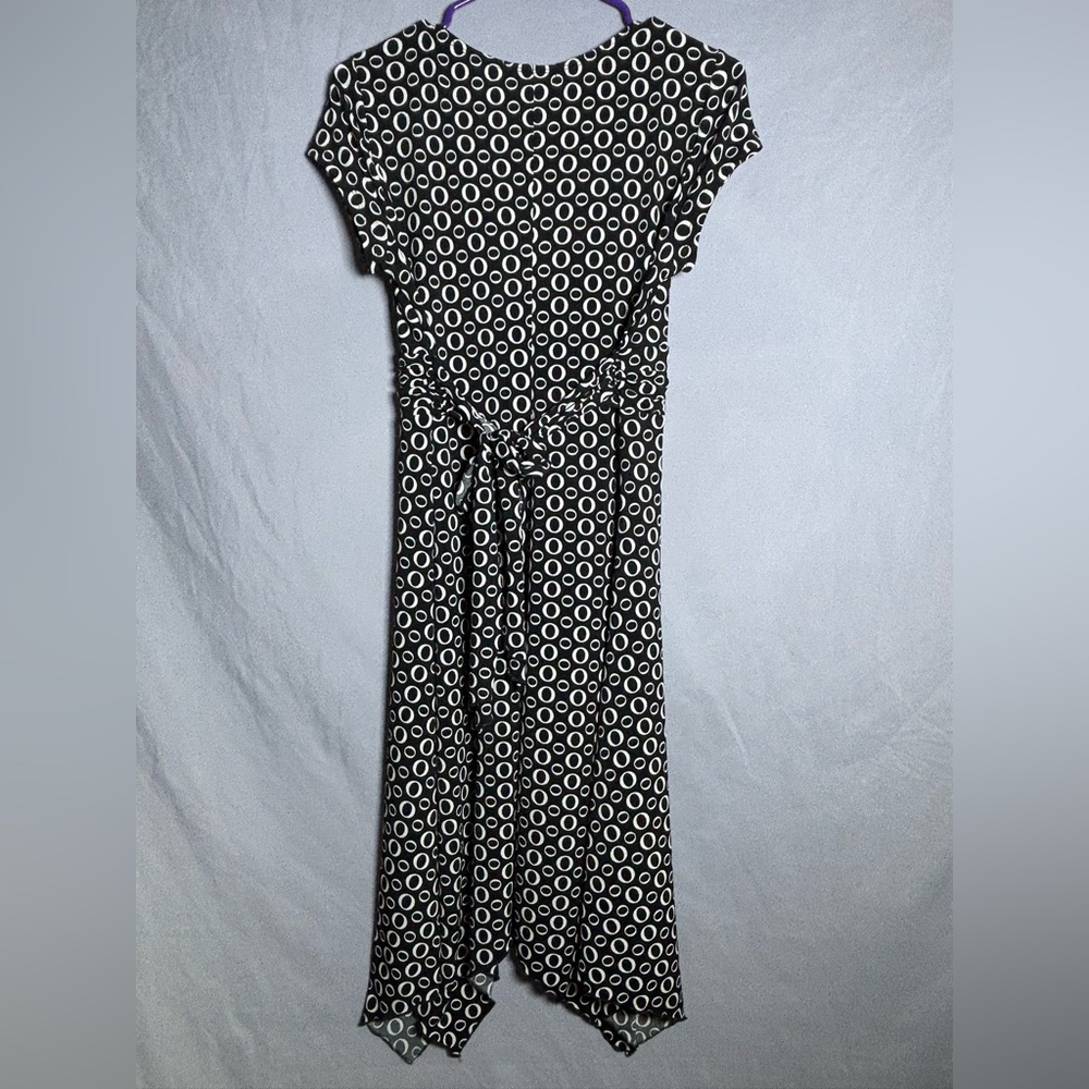 Chic Black And White Circle Pattern Maxi Dress - image 2